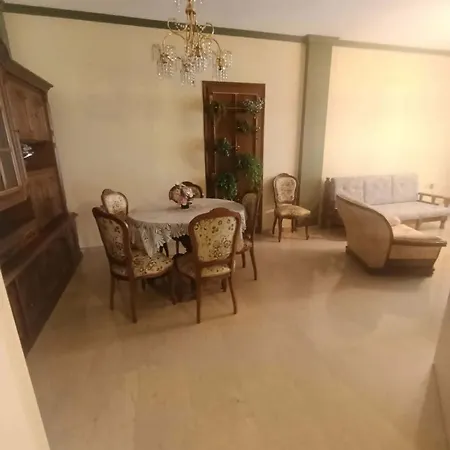 C E N T R A L Apartment